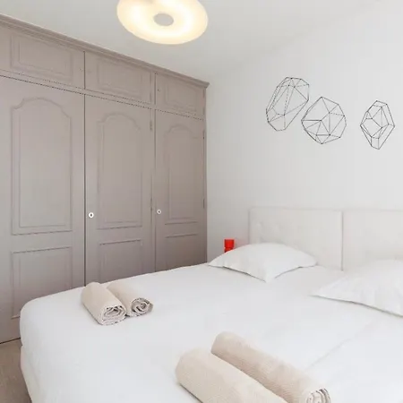 Flat On Croisette Facing The Palais Des Festivals Cannes