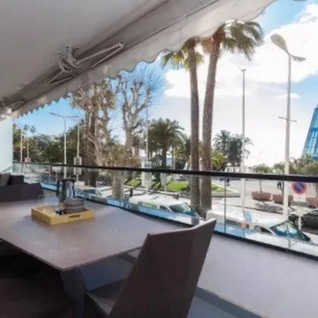 Flat On Croisette Facing The Palais Des Festivals Apartment Cannes