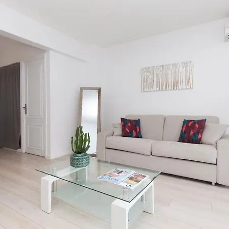 Flat On Croisette Facing The Palais Des Festivals Apartment Cannes