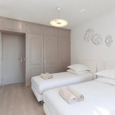 Apartment Flat On Croisette Facing The Palais Des Festivals